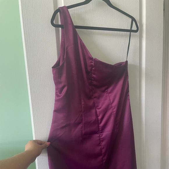 Plum One Shoulder Cocktail Dress - Picture 3 of 3